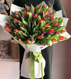 Букет из голландских тюльпан