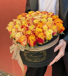 51 голландская роза в коробку