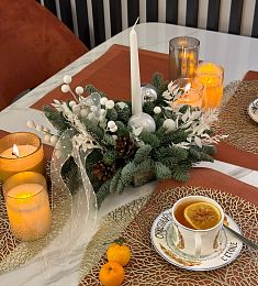 Композиция "Joyful time" из нобилиса и шариков